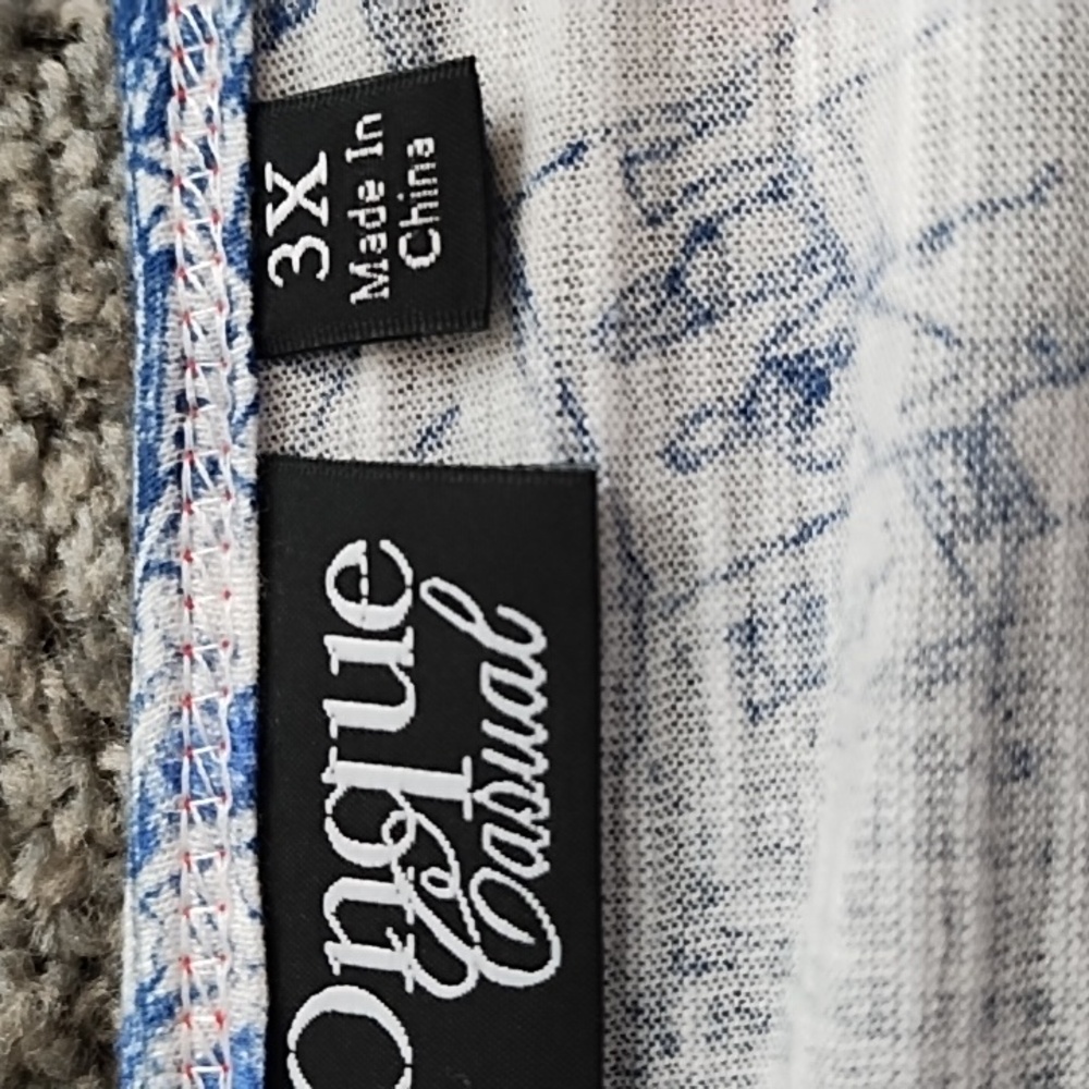 4/$18 NWOT Onque Casual Patriotic Tee - Picture 4 of 9